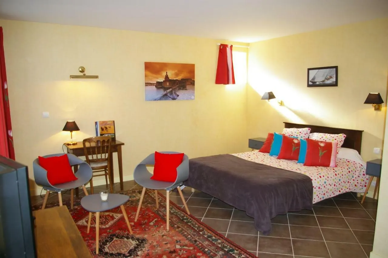TréguncDomaine Les Grandes Roches住宿加早餐旅馆 3*, Trégunc